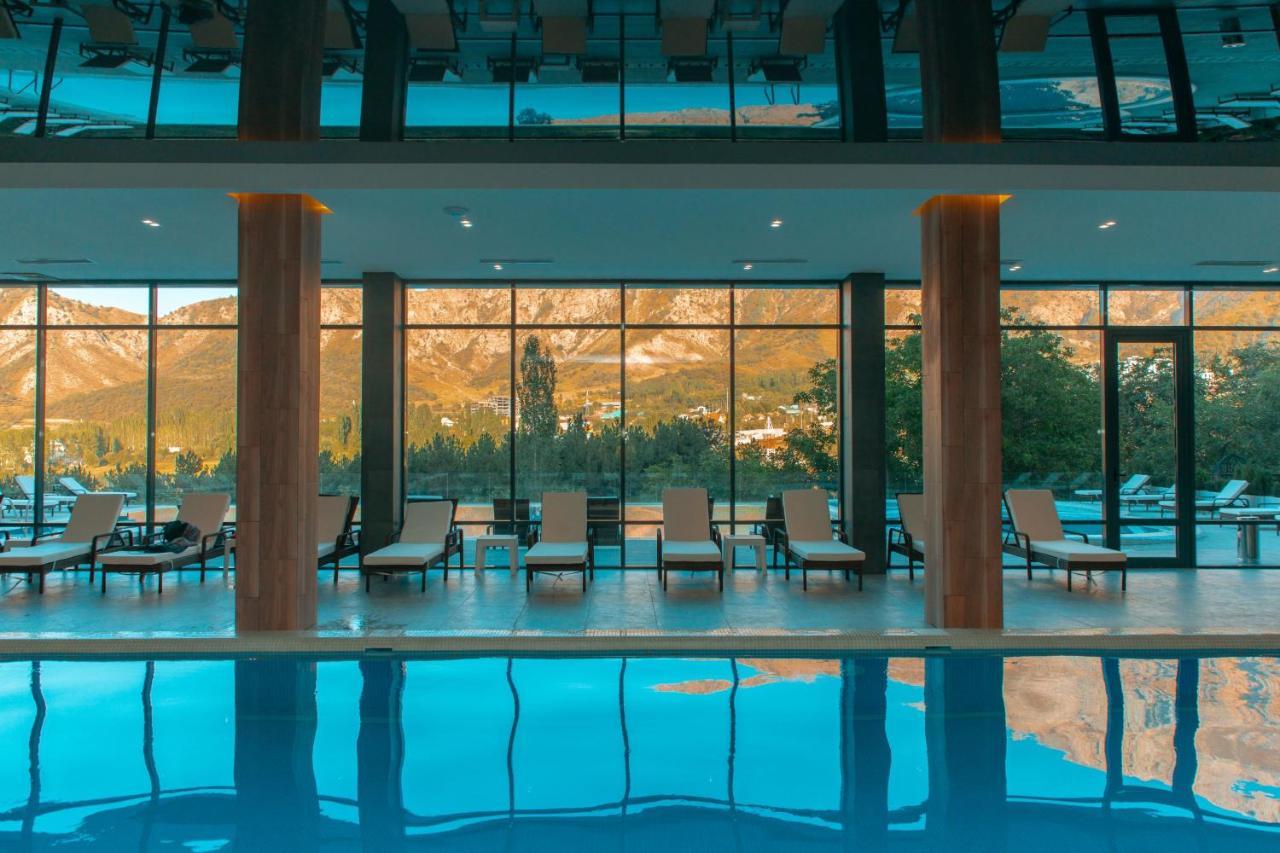Archazor Mountain Resort Chimgan エクステリア 写真